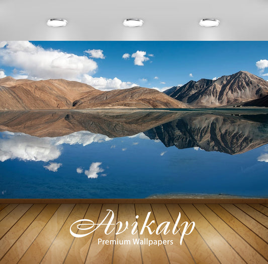 Avikalp Exclusive Awi6448 Sunny Day At The Long Narrow And Enchanted Lake Nature Full HD Wallpapers